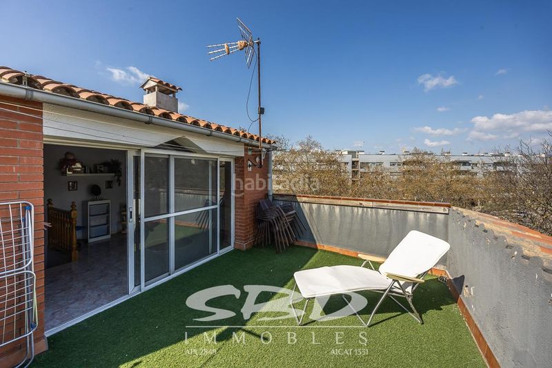 Foto 26b86180-f252-4620-9826-074b743f32c6. Casa amb aparcament a Serra d'en Camaró Sabadell