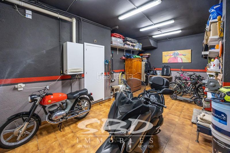 Foto 2f6d0314-f98d-426e-be96-ed86508888ce. Casa amb aparcament a Serra d'en Camaró Sabadell