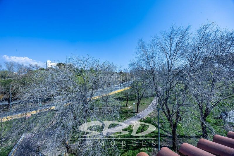 Foto 5470ce31-7e30-4fb0-8daa-e3014ea3e6cd. Casa amb aparcament a Serra d'en Camaró Sabadell