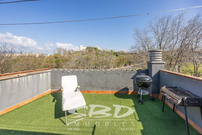 Foto 9c233c7d-abd7-49a1-9db9-c22902bafed4. Casa amb aparcament a Serra d'en Camaró Sabadell