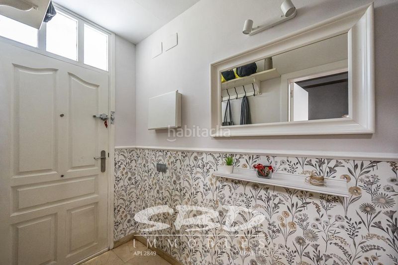 Foto fcb62387-671f-44bf-98eb-8738a1cd4ee9. Casa amb aparcament a Serra d'en Camaró Sabadell