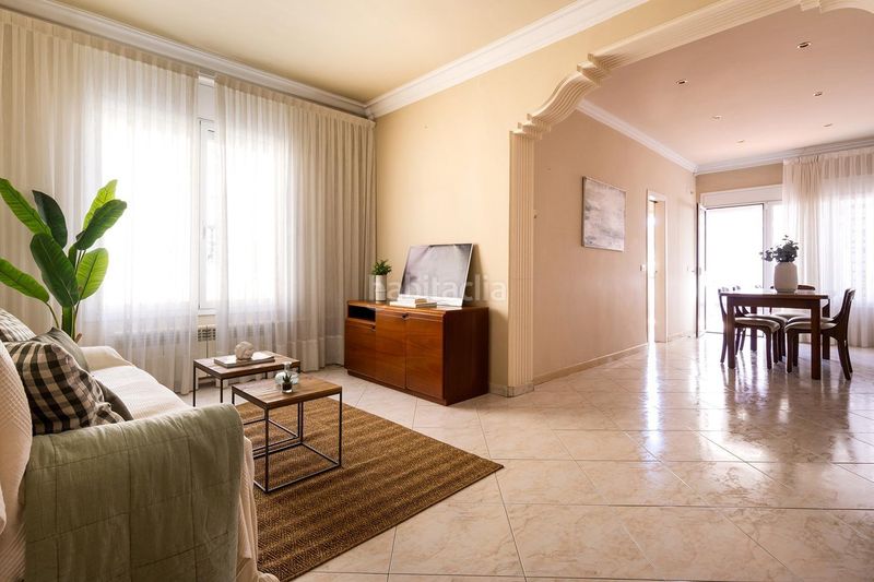 Foto d63092e9-fb94-4f82-a751-31d44e8d884c. Casa amb aparcament a Creu Alta Sabadell