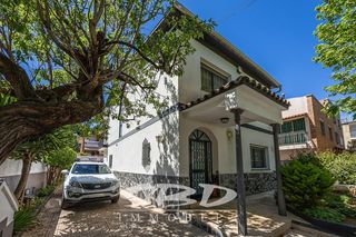 House in Ca n´Esteper-Can Gorgs-Can Gorgs II. Exclusivo chalet a 4 vientos  para entrar a vivir en barberà del
