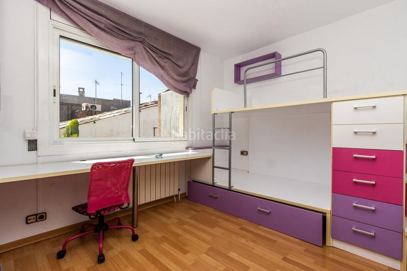 Foto d4d652b3-c265-45e3-9e6a-9990665dd8cf. Casa amb calefacció aparcament a Centre Sabadell
