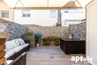 Casa a Creu Alta. Casa impecable con garaje para 2 coches, gran sotano y solarium