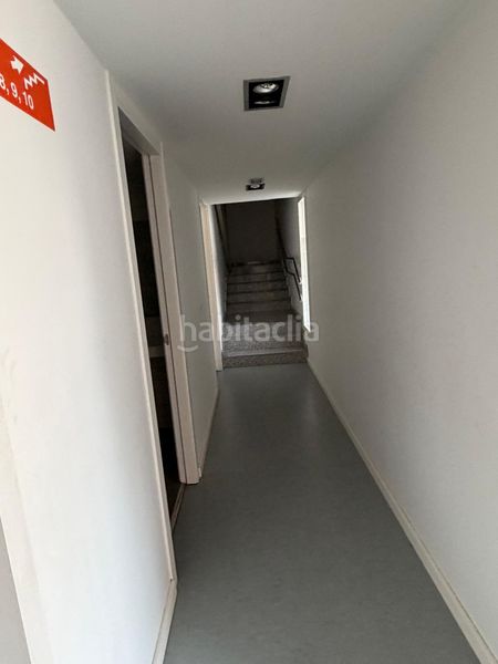 Foto 63c59711-b064-41fa-8325-d63bf7205a9d. Local comercial a Centre Sabadell