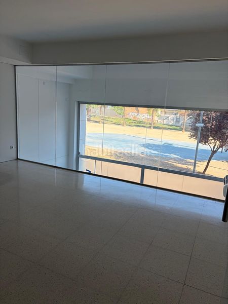 Foto 7c3a263c-c48a-4183-a045-b3b7a006368f. Local comercial a Centre Sabadell