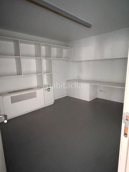 Foto d99f7376-07e4-4a1f-8794-07b9876c607e. Local comercial a Centre Sabadell