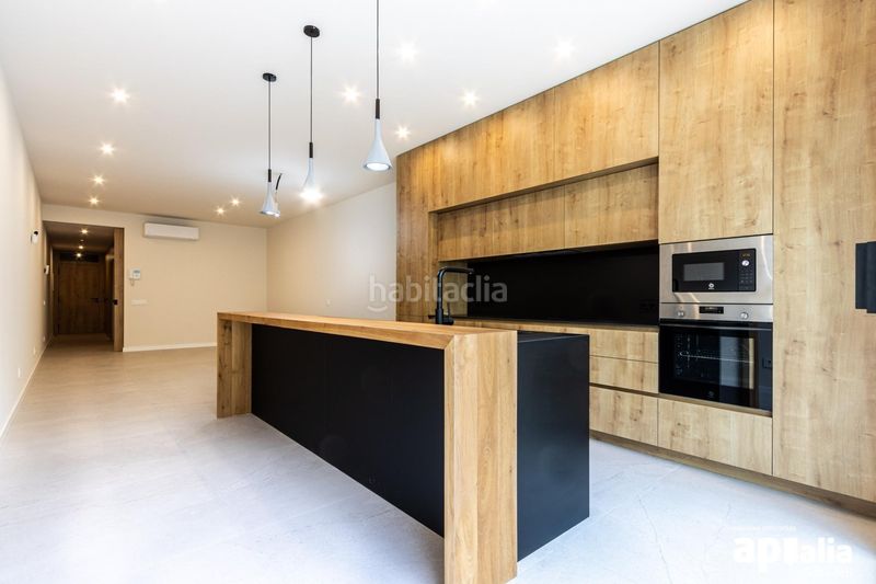 Foto bf6a5cfa-8320-4a23-805e-283ae4a1eed7. Casa amb calefacció a Centre Sabadell
