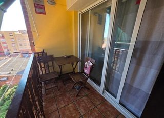 Appartement à Campoamor. Piso reformado con ascensor y balcón