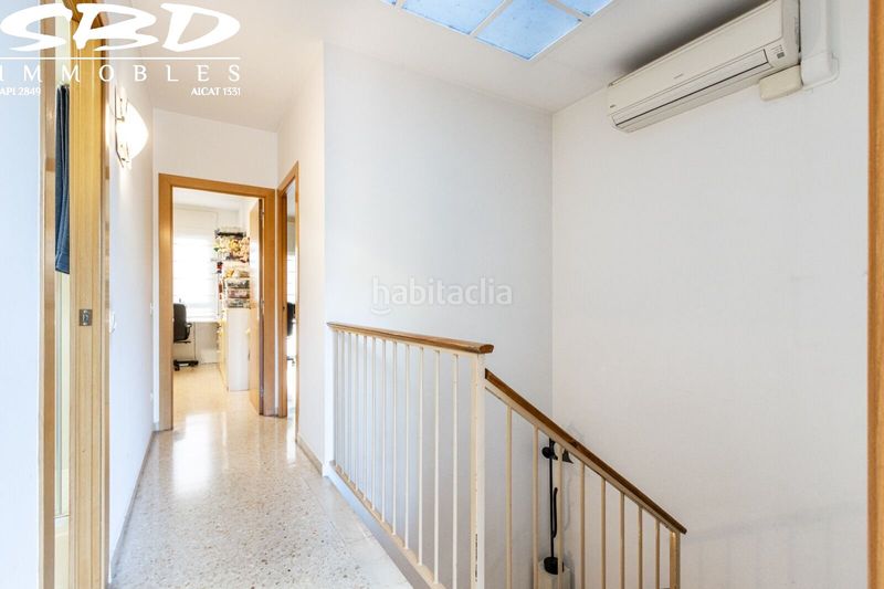 Foto 41bd823a-e2fc-42f6-aa86-670579c826db. Casa amb calefacció aparcament a Creu Alta Sabadell