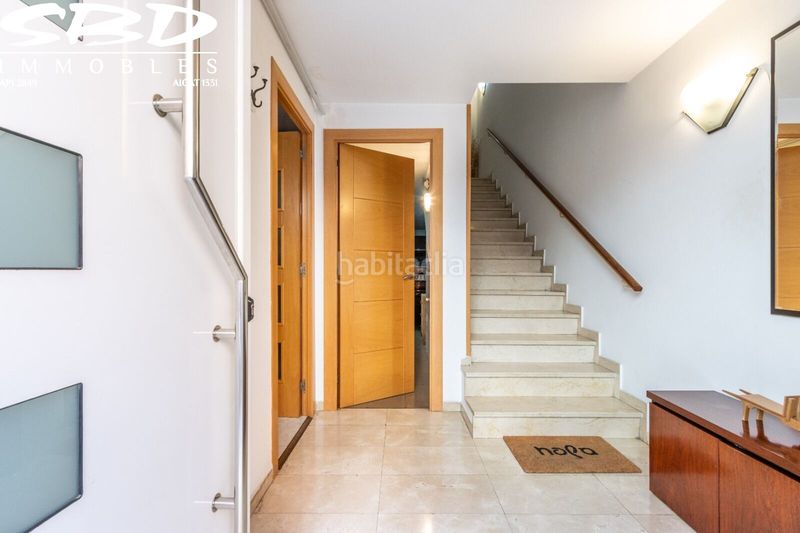 Foto 942a42c2-1663-44d0-9bbe-2143489e993a. Casa amb calefacció aparcament a Creu Alta Sabadell