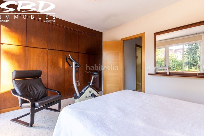 Foto c4390bb9-a8e1-4614-b15a-3f22383922f0. Casa amb calefacció aparcament a Creu Alta Sabadell