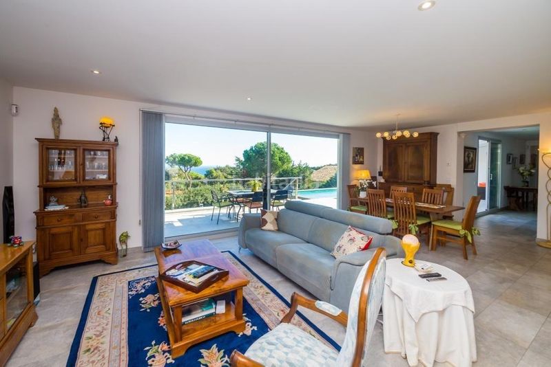 Foto a5058b89-4b0f-40b1-a169-3a12c18ee668. Casa amb aparcament piscina a Urbanitzacions Platja d´Aro