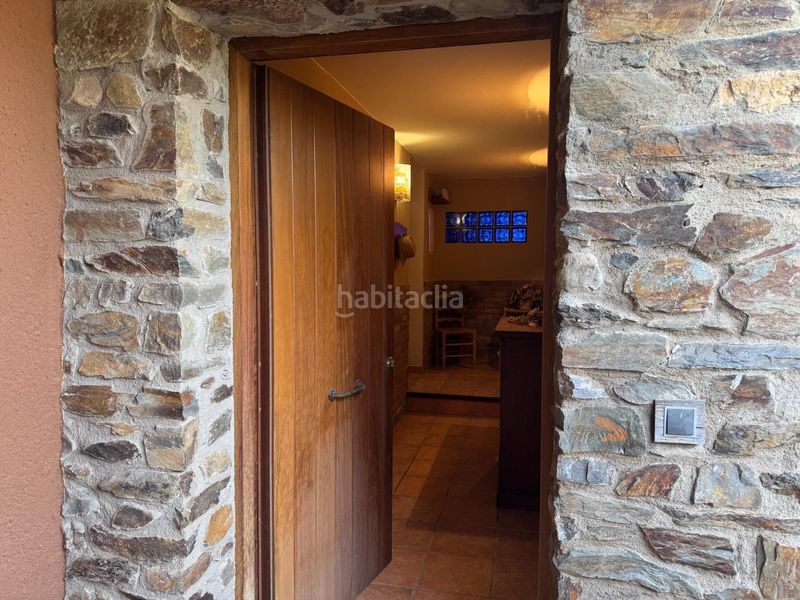 Foto 2e18b642-776a-429a-8644-8ad1ac79db3f. Casa amb calefacció aparcament a La Vila Llançà