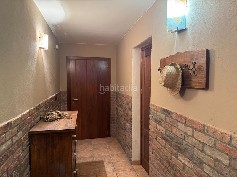 Foto e6b4bf8f-de98-4458-97b2-01c92e902343. Casa amb calefacció aparcament a La Vila Llançà