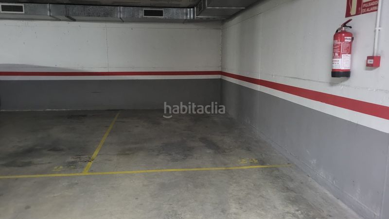 Foto b3e63782-4fed-4207-ba60-d10b943501d0. Affitto posto auto in Eixample Sabadell