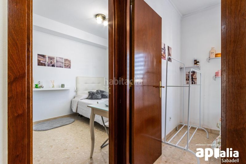Foto 781a1204-7a29-4294-9c29-e0c7fcd49a60. Pis amb calefacció aparcament a Gràcia Sabadell