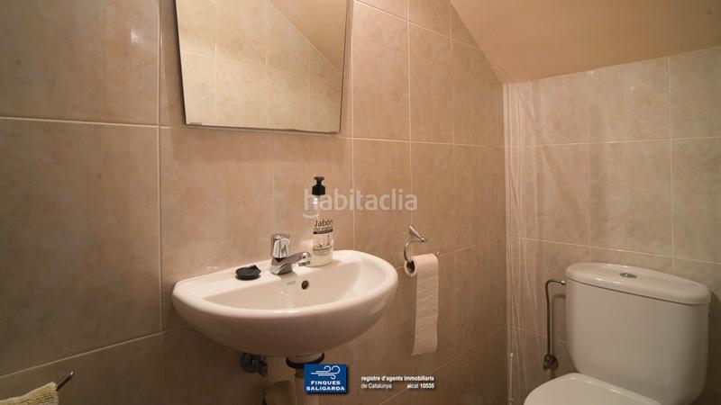 Foto 0d1f3fc5-7f1d-4050-ac27-61e105ba5ca4. Casa con riscaldamento parcheggio piscina in Alella