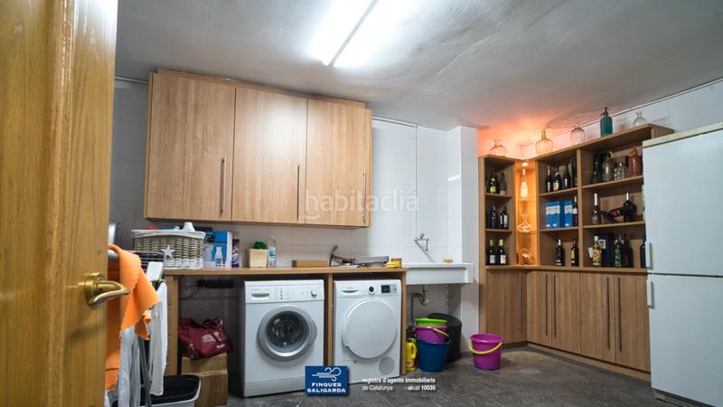 Foto 2b2e86db-438a-4bd9-a50b-1f4dedf457a2. Casa con riscaldamento parcheggio piscina in Alella