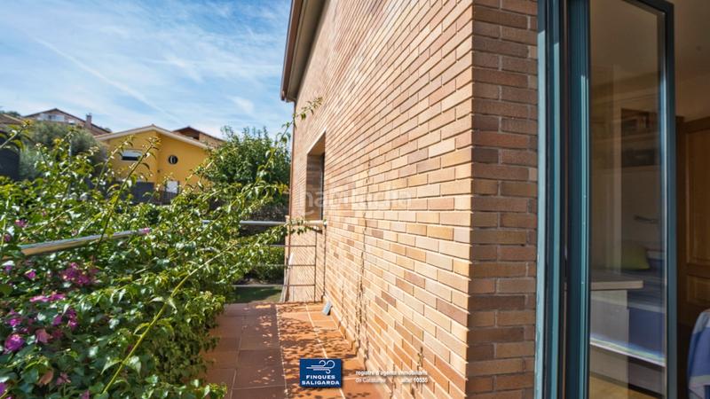 Foto 3aeea879-c034-4dd9-a77d-6b106e68106f. Casa con riscaldamento parcheggio piscina in Alella