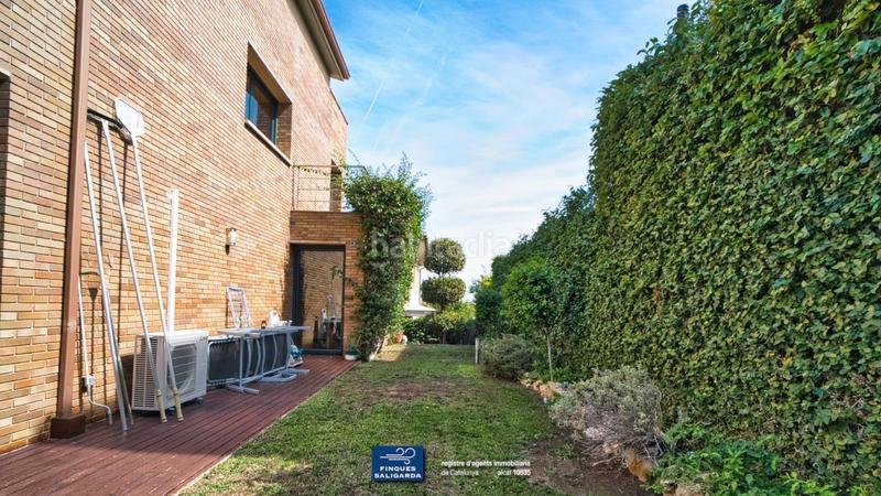 Foto 5484988a-423f-456c-8dc2-966b63616ed6. Casa con riscaldamento parcheggio piscina in Alella