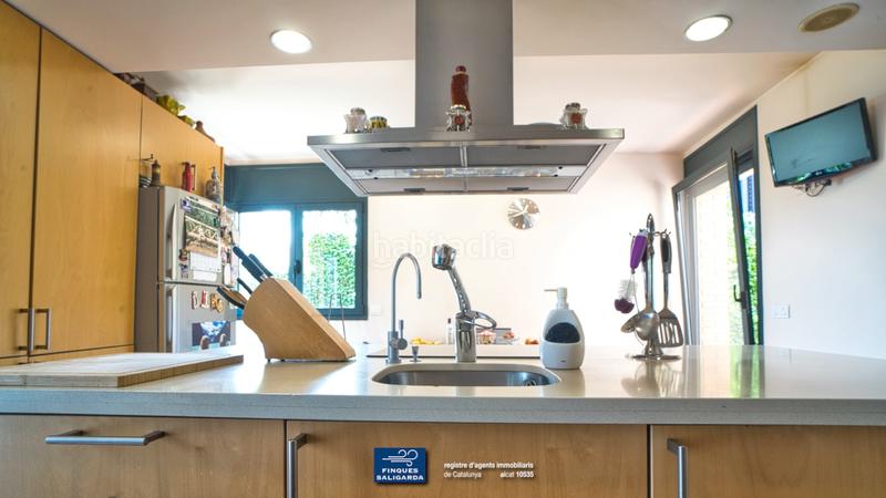 Foto e9495010-ef7b-4600-9304-5ce2b7dcffb9. Casa con riscaldamento parcheggio piscina in Alella