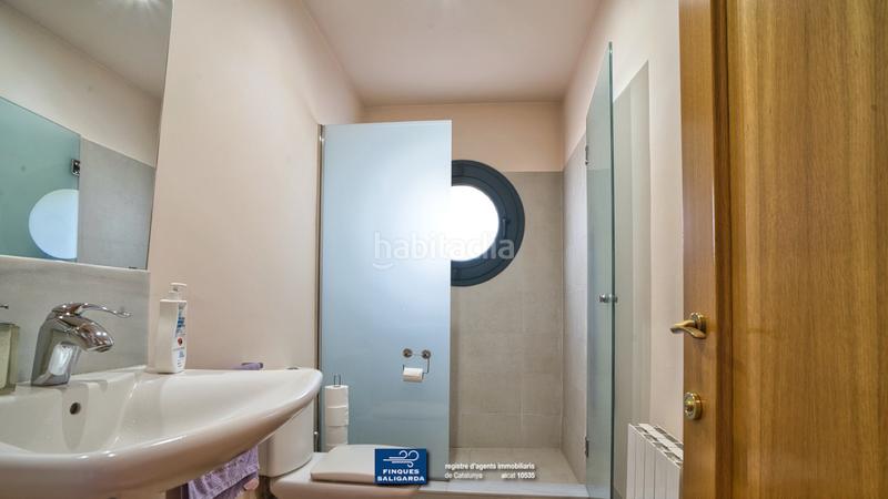 Foto fd542779-9509-426d-bf05-a630ad545629. Casa con riscaldamento parcheggio piscina in Alella