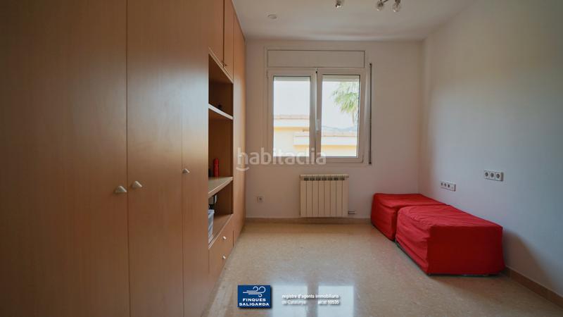 Foto 82c8fd6a-6a19-4cdb-a4f0-0c9ce76165ac. Casa con riscaldamento parcheggio piscina in Alella