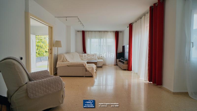 Foto b12eeb82-3bca-4b54-afc8-d809ec31f218. Casa con riscaldamento parcheggio piscina in Alella