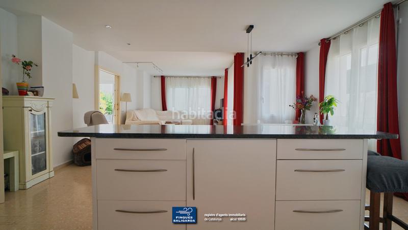 Foto b5b0c914-09c0-4485-974e-c220a27aacc3. Casa con riscaldamento parcheggio piscina in Alella