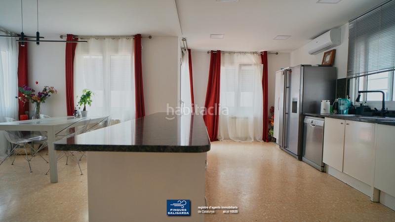 Foto cf058ab8-1d0c-4fb6-9cc3-14aa4a38f9a2. Casa con riscaldamento parcheggio piscina in Alella