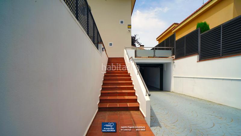 Foto dc1bd88f-c3d3-4e69-9927-2ee583154e8f. Casa con riscaldamento parcheggio piscina in Alella