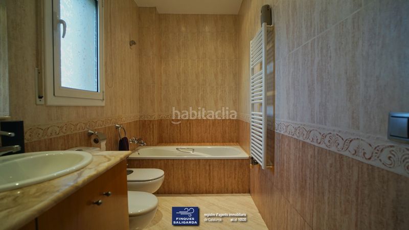 Foto 73e8b599-b6ba-4e39-a993-bc610860dddd. Casa amb calefacció aparcament piscina a Ametlla del Vallès (L´)