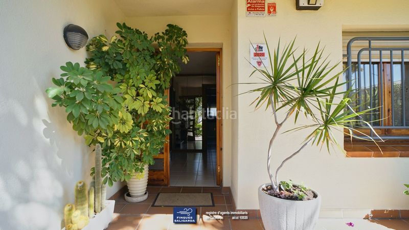 Foto 9e58cd87-761d-4cf1-a3a6-8bbf46d69f95. Casa amb calefacció aparcament a Canovelles