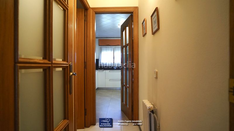 Foto aa8f3579-1ae9-4dde-9aa2-ac38be94713d. Casa amb calefacció aparcament a Canovelles