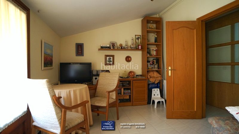 Foto ad25cf38-0a06-4676-81be-3195135eda29. Casa amb calefacció aparcament a Canovelles