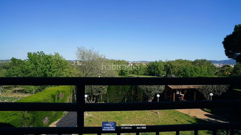 Foto f258136f-7e63-41e0-b890-b951d2384af5. Casa amb calefacció aparcament a Canovelles