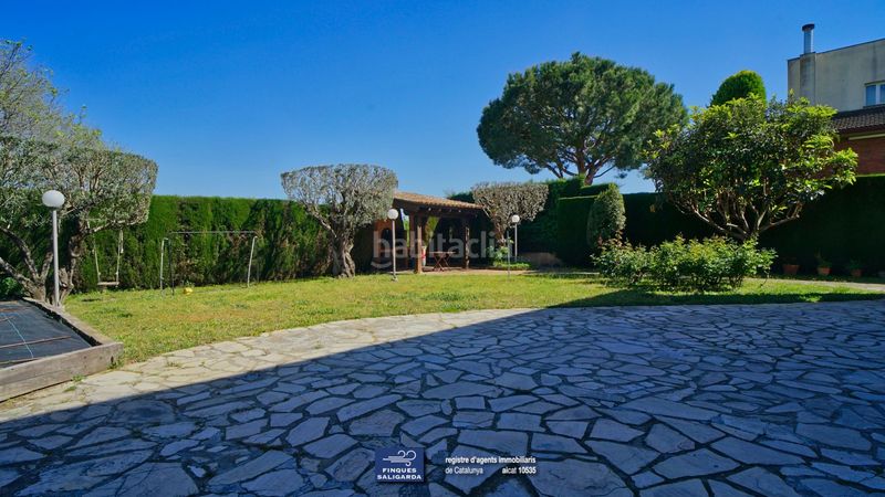 Foto f329f2ee-2839-477d-a20b-42ed85ae225b. Casa amb calefacció aparcament a Canovelles