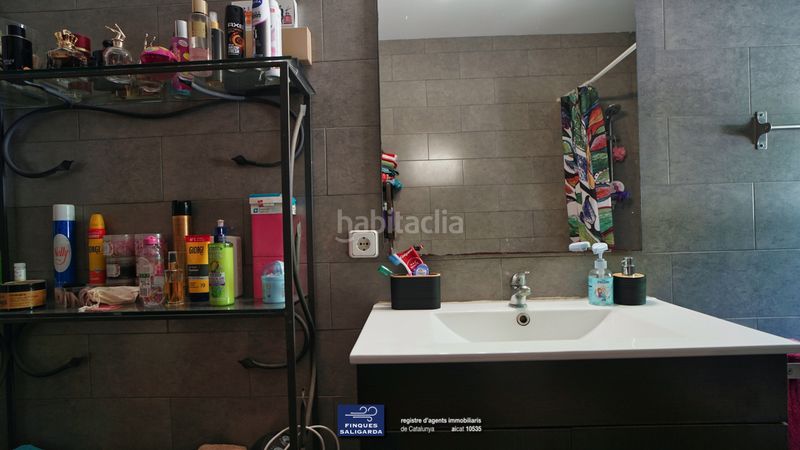 Foto 283cbe05-2f71-45b8-82cd-c1d2aa5415c6. Casa amb aparcament piscina a Canovelles