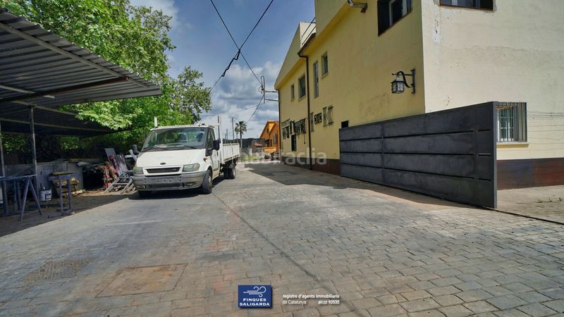 Foto d552f669-6246-46d2-aa60-4f25584502a5. Casa amb aparcament piscina a Canovelles