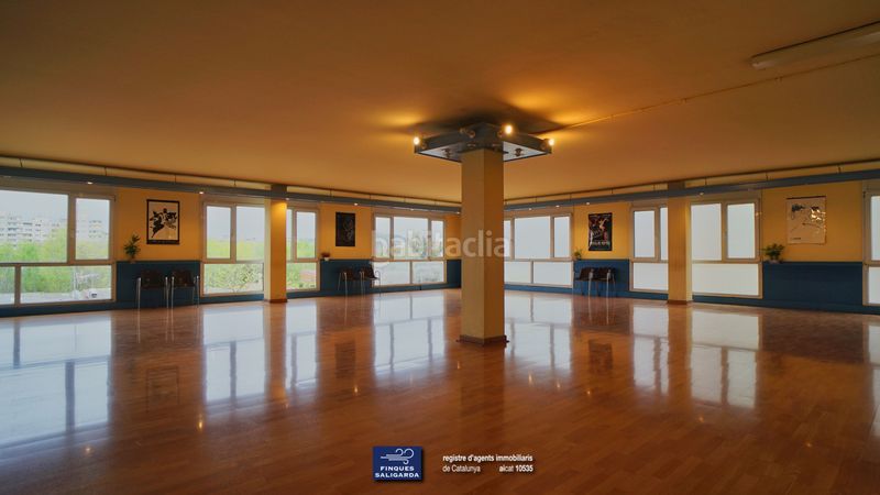 Foto 817f39f5-f389-4653-b1c3-166143d4ec08. Edificio en Congost Granollers