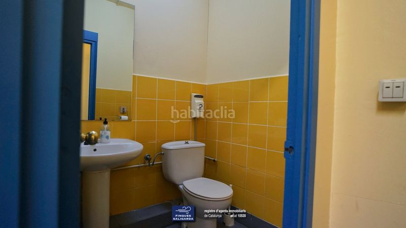 Foto b27583e1-cce9-4093-8b11-dcc431da97fe. Edifici a Congost Granollers