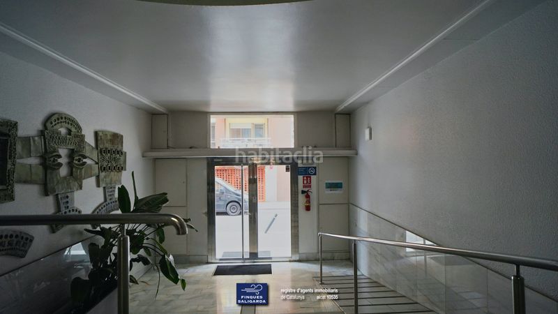 Foto 82870030-d660-43ae-bc02-bff66d284227. Edificio en Congost Granollers