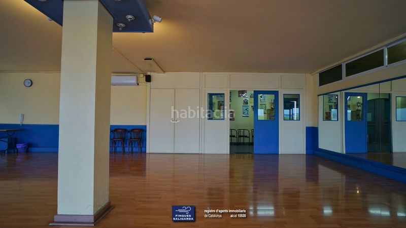 Foto e8749340-d667-40b5-80b4-9d1a17622759. Edificio en Congost Granollers