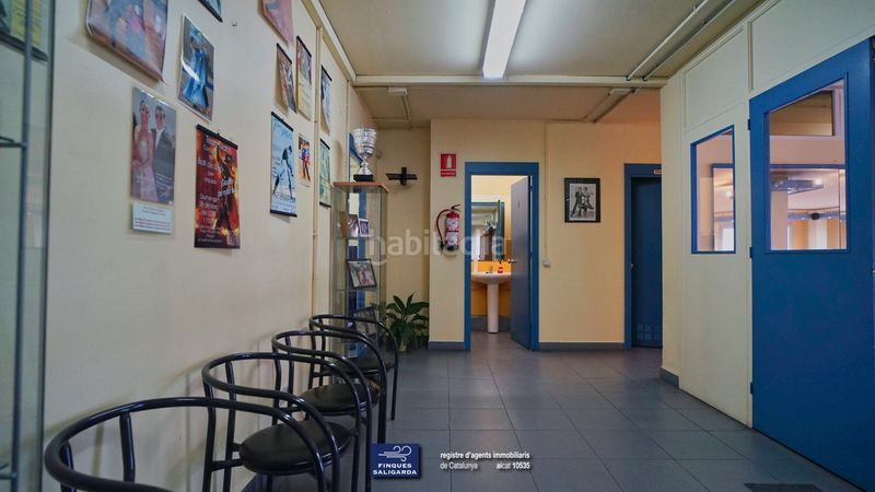 Foto 7346b140-1993-400a-927e-5d1e60e516d0. Edifici a Congost Granollers