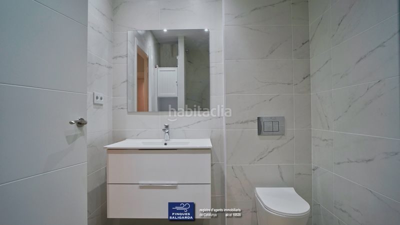 Foto d032e8be-8abb-48da-9907-3179f054f8cc. Piso en Sota el cami ral Granollers