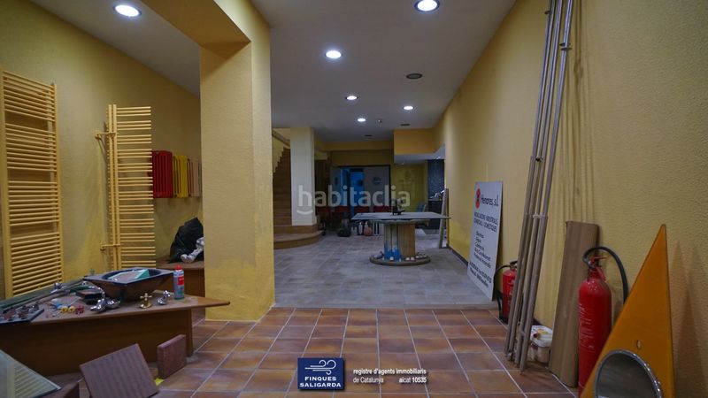 Foto dcf45538-18f9-4e89-b5bd-c6aaab723ef2. Local comercial a Centre Granollers