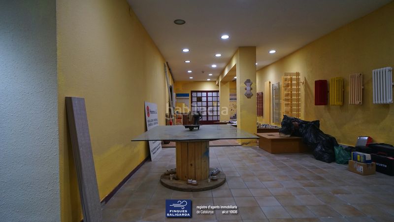Foto 46d09c1a-48e9-4817-82b3-6d4a952edfe1. Local comercial a Centre Granollers