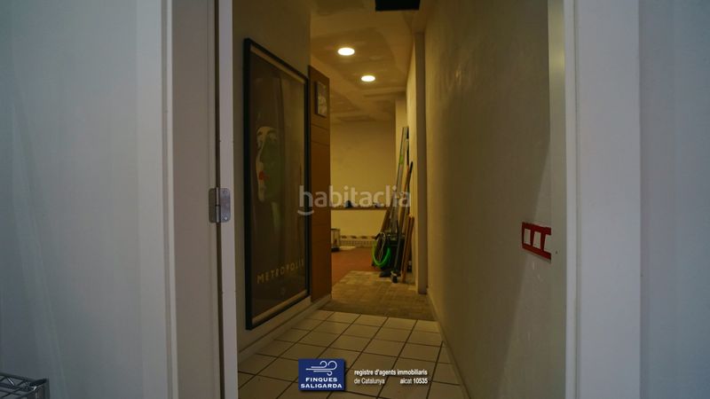 Foto ae158886-591f-4ea9-9227-e7d72c43ef1a. Local comercial a Centre Granollers